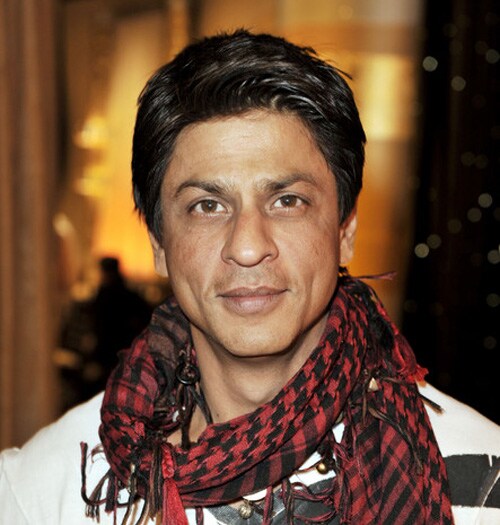 <b>Rahman's fan following</b>: Before the awards, Shah Rukh Khan, who became the first Indian actor to be invited at the Golden Globes, gave the forecast that if there is some one from India who deserved to win India's first Golden Globe, then then there is no one better than Rahman.