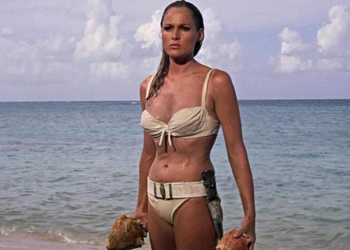 700px x 500px - Our Pick: Top 20 Bond Girls