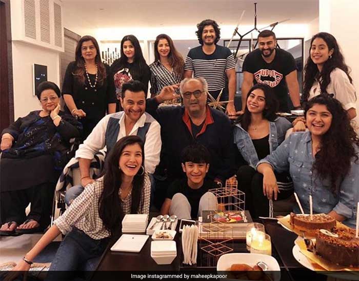 Janhvi, Khushi, Anshula And Arjun Make Boney Kapoor\'s Birthday Special
