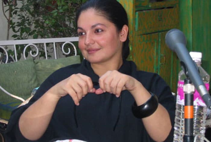 <b>Pooja Bhatt</b>: (The only woman who responded): I'm rather disappointed with the university being unable to take a much-needed stand against these self-proclaimed moralists. (Text: Mid-Day)