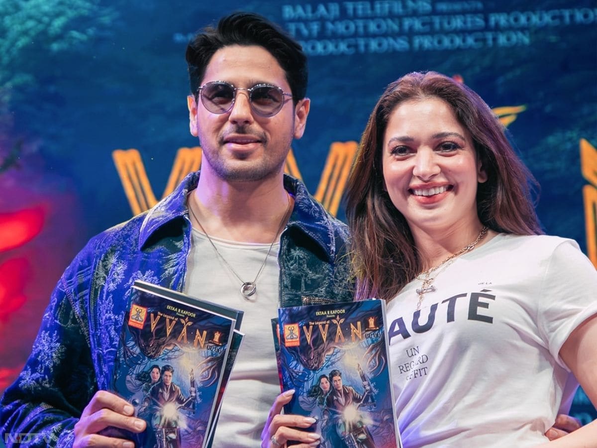 तमन्ना भाटिया और सिद्धार्थ मल्होत्रा ​​पहली बार माइथोलॉजिकल थ्रिलर VVAN में साथ नजर आएंगे. फिल्म की दिलचस्प कहानी और इस फ्रेश जोड़ी ने इसे पहले से ही साल की सबसे मोस्ट अवेटिड फिल्मों की  लिस्ट में शुमार कर दिया है.