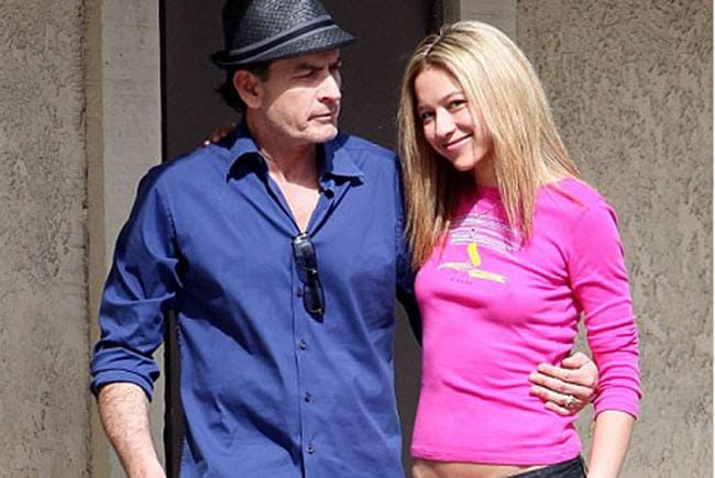 <b>Goddess No More</b><br> Charlie Sheen perfect paradise is crumbling once again. But this time it's bound to hurt more, coming from a ?Goddess'. At one of his Violent Torpedo of Truth concerts the actor announced that Bree Olsen, an adult film star, had dumped him- over a text message. Ouch!!