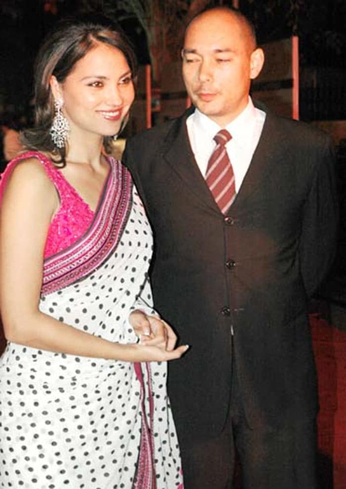 After being described as the steadiest couple in Bollywood, and after eight years of being together, Lara Dutta and Kelly Dorjee also parted ways. There were reports that the couple had been having fights very often.