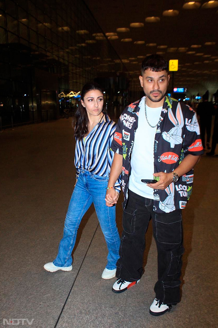 Bride-To-Be Rakul Preet Singh With Her Fam And Jackky Bhagnani Fly Out To Goa Ahead Of Their Wedding