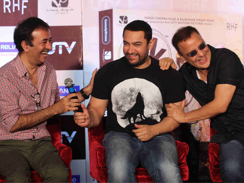 PK's Day Out With Two Earthlings