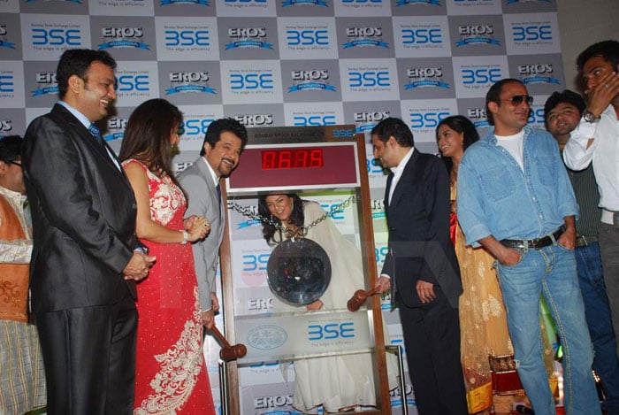 Sushmita, Anil ring the BSE bell with No Problem