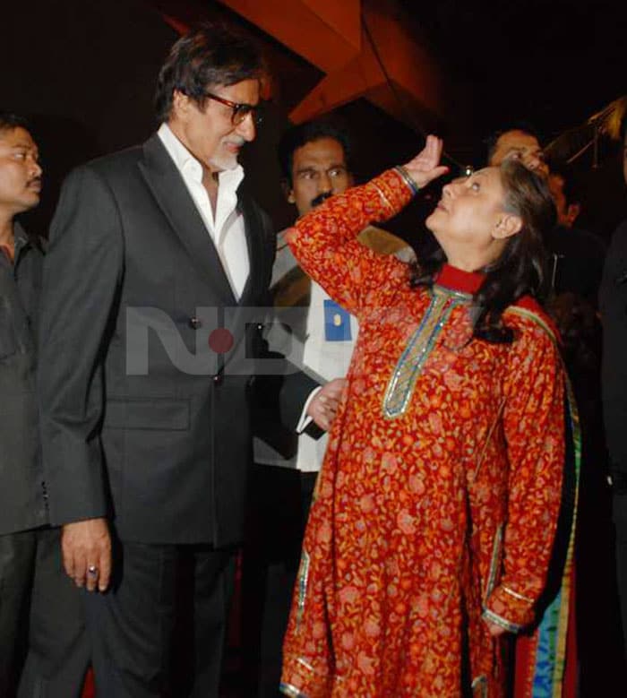 Jaya Bachchan: "You remember when you were that tall, Amitji?"