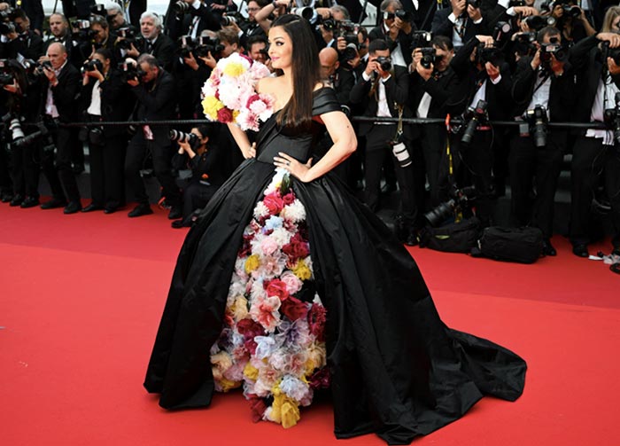 Cannes 2022: Aishwarya Rai Bachchan\'s Red Carpet Magic
