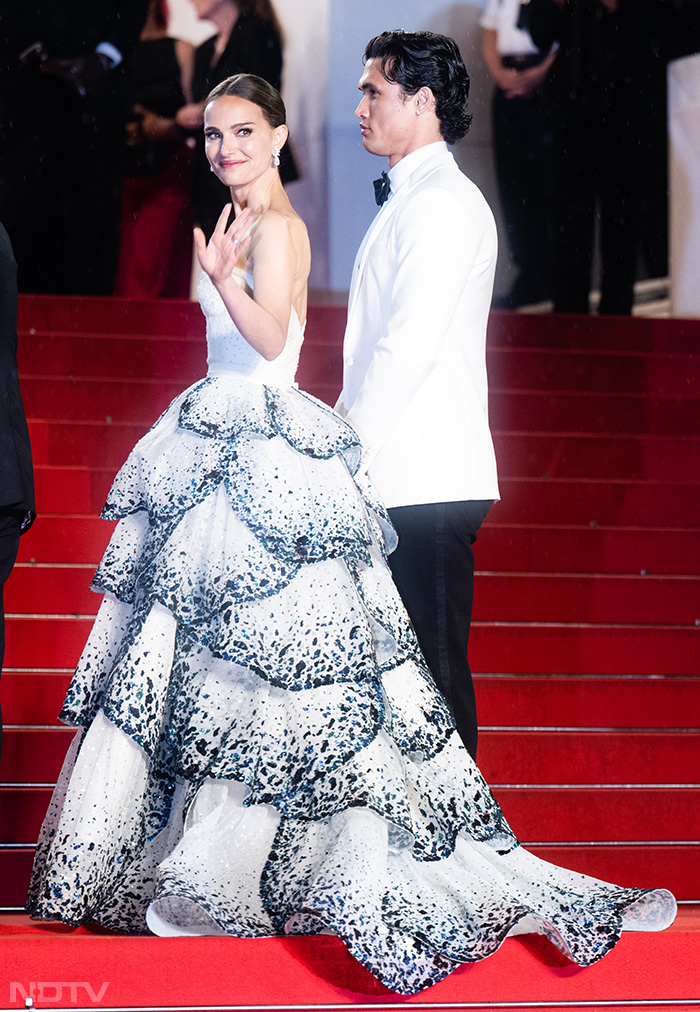Cannes 2023: Natalie Portman, Salma Hayek And Diana Penty Lead Celeb Roll  Call On The Red Carpet