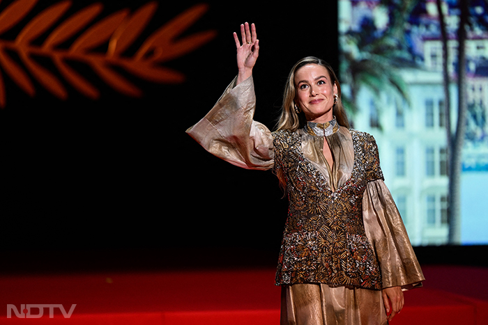 Cannes 2023 Opens With A Bang: Sara, Uma Thurman, Naomi And Others On Red Carpet