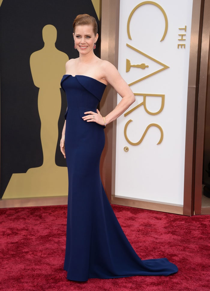 Amy Adams in Gucci: Best Actress nominee Amy's navy strapless gown was simple yet elegant.