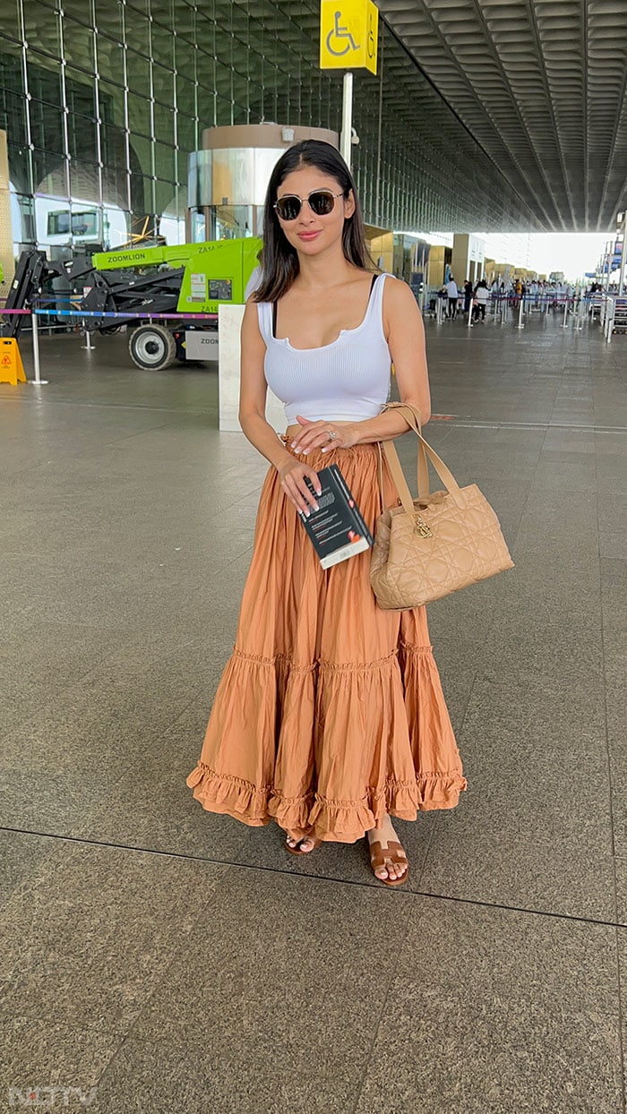 Celeb Rush Hour: Mouni Roy, Kartik Aaryan And Others At The Airport