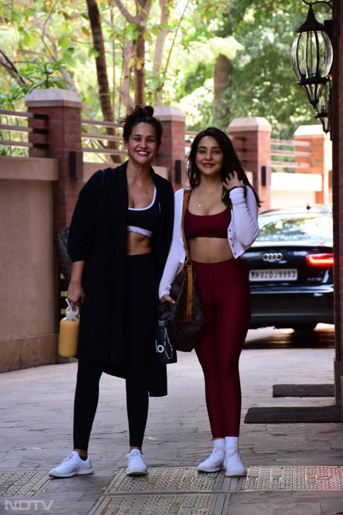 Neha Sharma and Aisha Sharma were all smiles for the cameras. (Image Courtesy: Varinder Chawla)