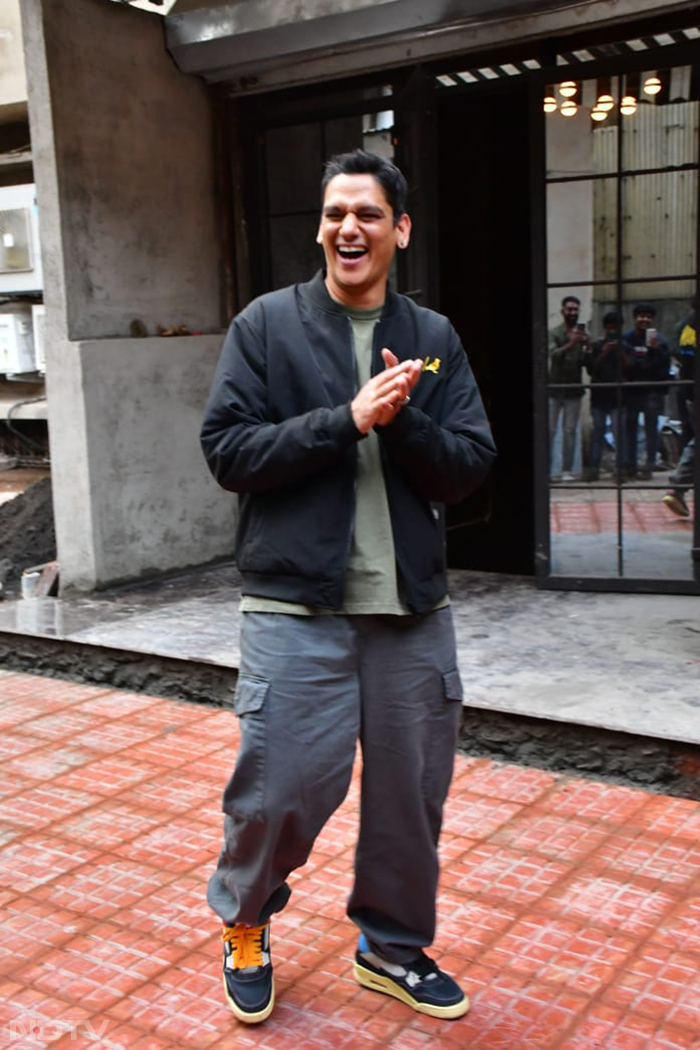 Vijay Varma was all smiles during his day out. (Image courtesy: Varinder Chawla)