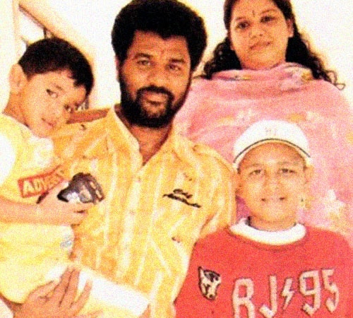 Prabhu Deva's elder son Vishal passed away in December 2008. Thirteen-year-old Vishal was suffering from a brain tumour.