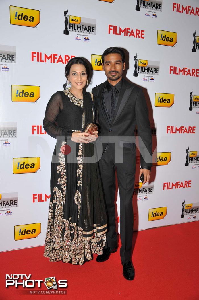 Stars shine at Filmfare Awards South 2013