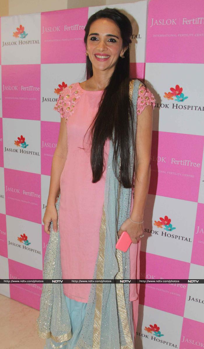 Also present was actress Tara Sharma, mother of two, who runs her own television talk show on parenting and child care.