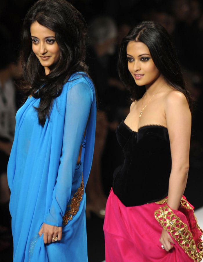 Red hot celebs on the ramp