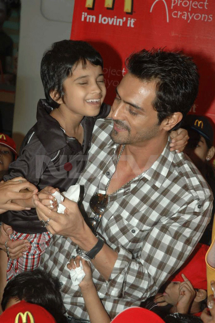 Arjun Rampal spent Children's Day at McDonalds and bonded with the kids.