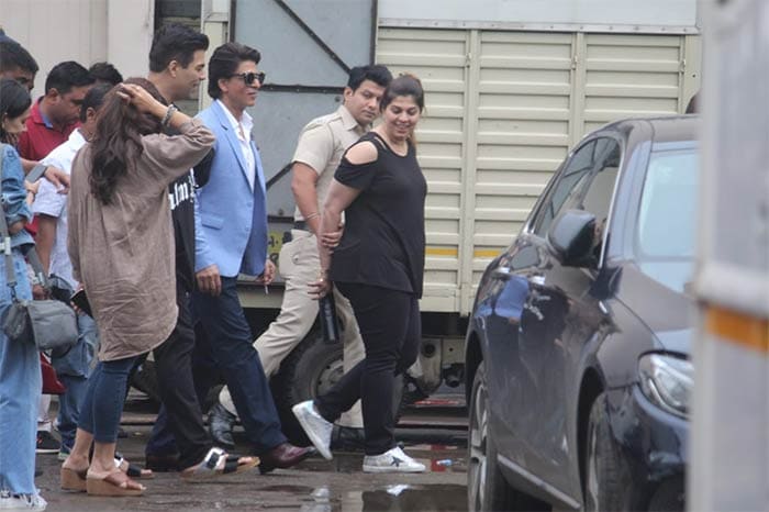 A Busy Day For Shah Rukh Khan, Karan Johar, Ranbir Kapoor And Others