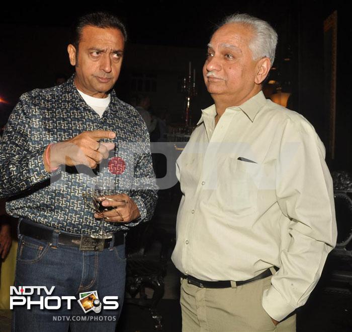 Gulshan Grover and Ramesh Sippy at the party.