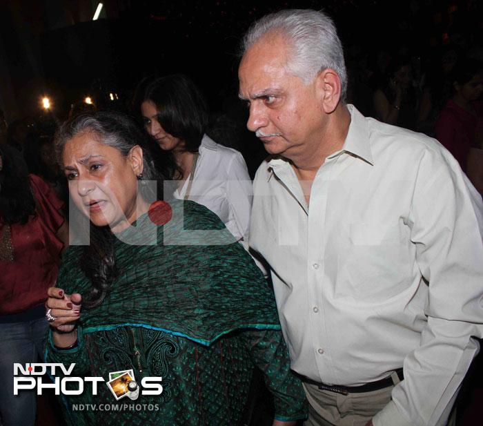 Ramesh Sippy escorts Jaya Bachchan.