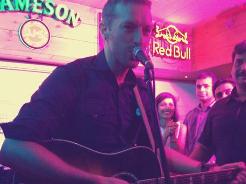 Chris Martin, Yes Him, Performed in Delhi With Vishal Dadlani, Frieda Pinto Chris Martin, Yes Him, Performed in Delhi With Vishal Dadlani, Frieda Pinto