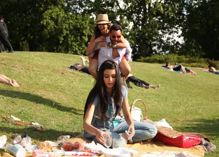 The story revolves around three friends - Gautam (Saif), Veronica (Deepika) and Meera (Diana) caught in a complex web of emotions.