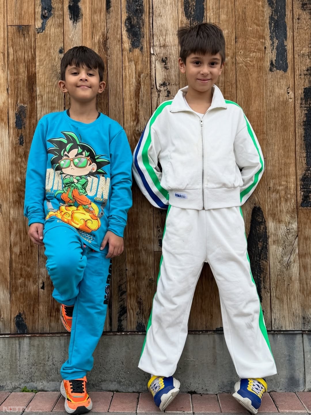 इस कपल के जुड़वा बेटे हैं.