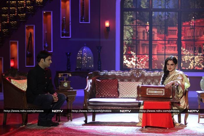 Super Rekha Turns Singer on Comedy Nights With Kapil