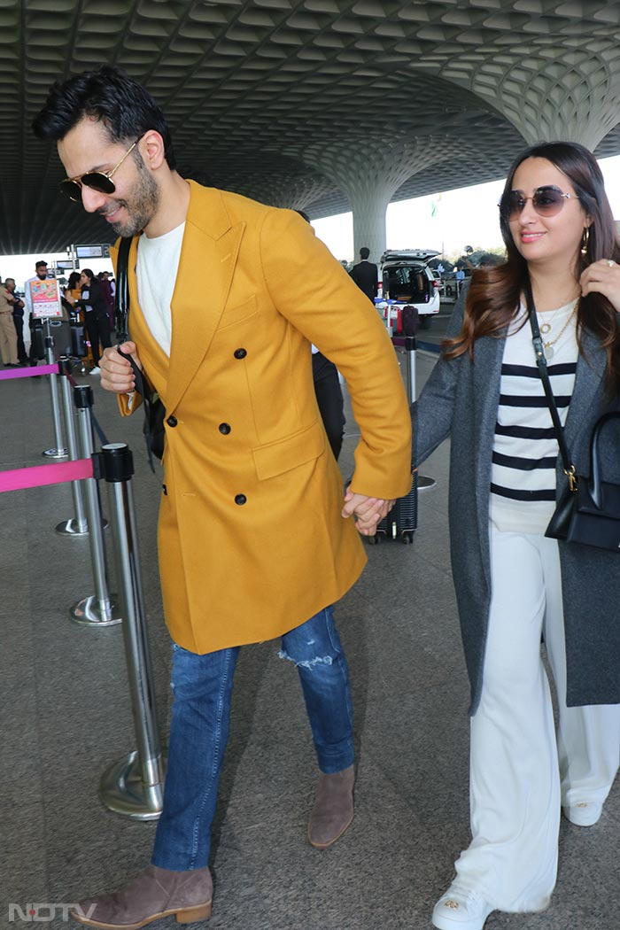 Couple Spotting At Airport: Varun-Natasha, Arjun-Malaika