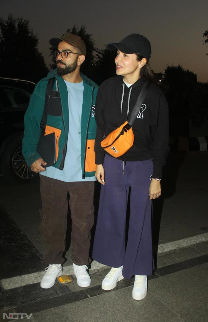 Couple Spotting: Anushka-Virat, Athiya-KL Rahul At Airport