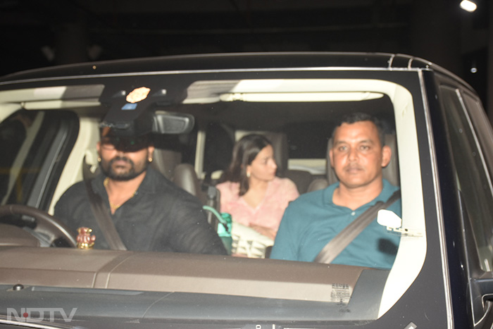 Couple Spotting: Alia Bhatt-Ranbir Kapoor At Airport