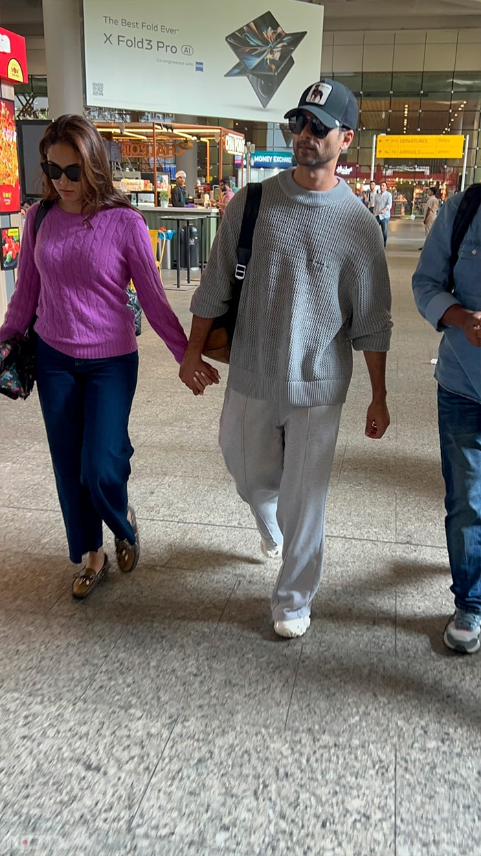 Couple Spotting: Shahid Kapoor And Mira Rajput\'s Airport Look Be Like