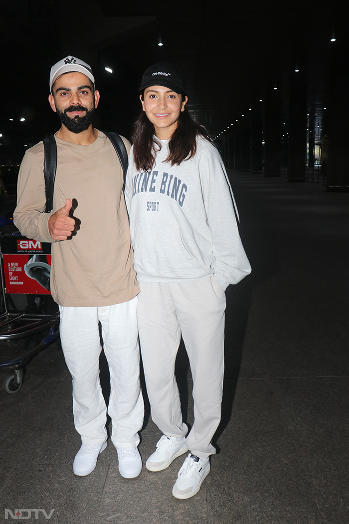Crowded Airport: Anushka-Virat, Samantha And Other Stars