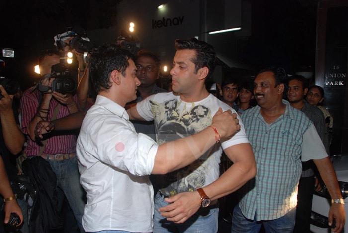 Stars at the special screening of <i>Dabangg</i>