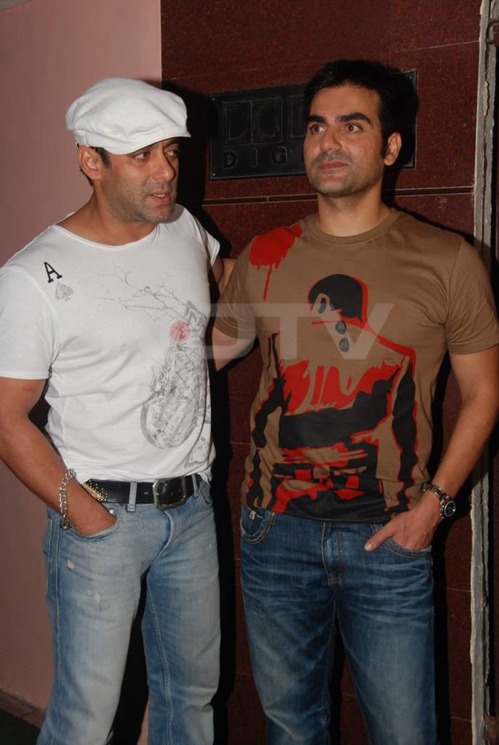 Stars at the special screening of <i>Dabangg</i>