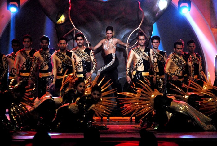Ram-Leela reloaded: Deepika, Ranveer set the stage on fire