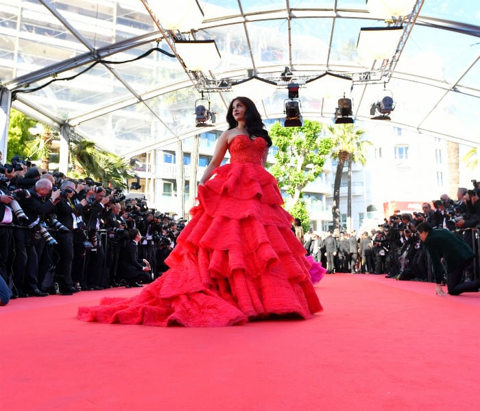 Wait. Stop. Aishwarya On Cannes Red Carpet