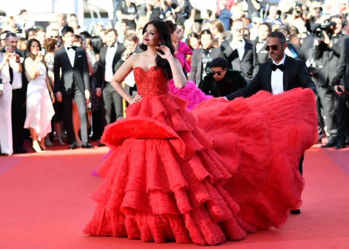 Wait. Stop. Aishwarya On Cannes Red Carpet