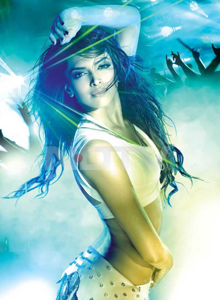 Deepika Sizzles In Dum Maaro Dum