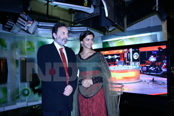 Deepika with NDTV's Prannoy Roy.