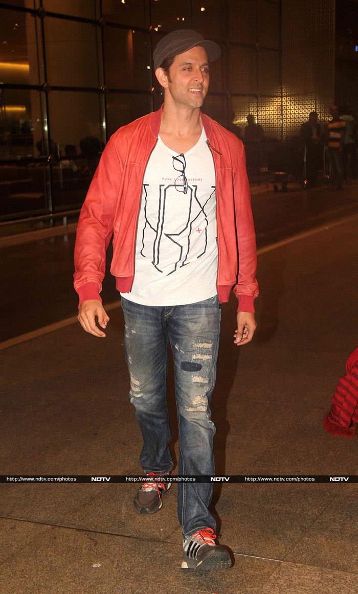 Hrithik stole some of the limelight with his red jacket.