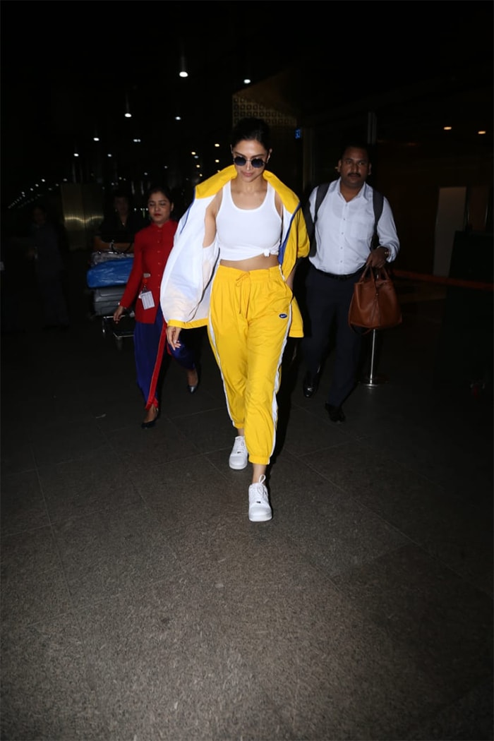 Deepika Padukone, Kiara Advani's Tote Bags That We're Personally