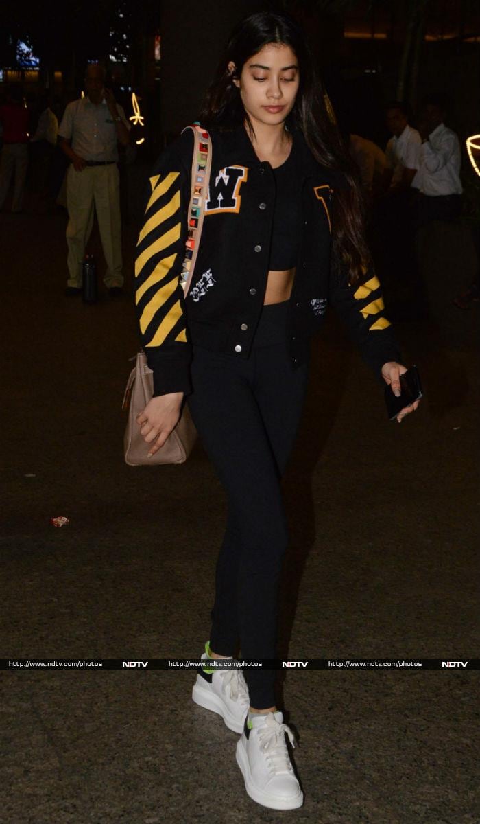 Deepika Padukone Leaves For MTV EMA Looking Boho Chic