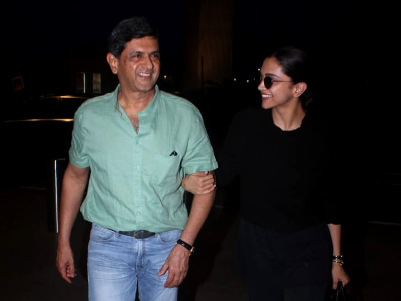 Deepika Takes Off With Father Prakash Padukone. Such Happy Pics