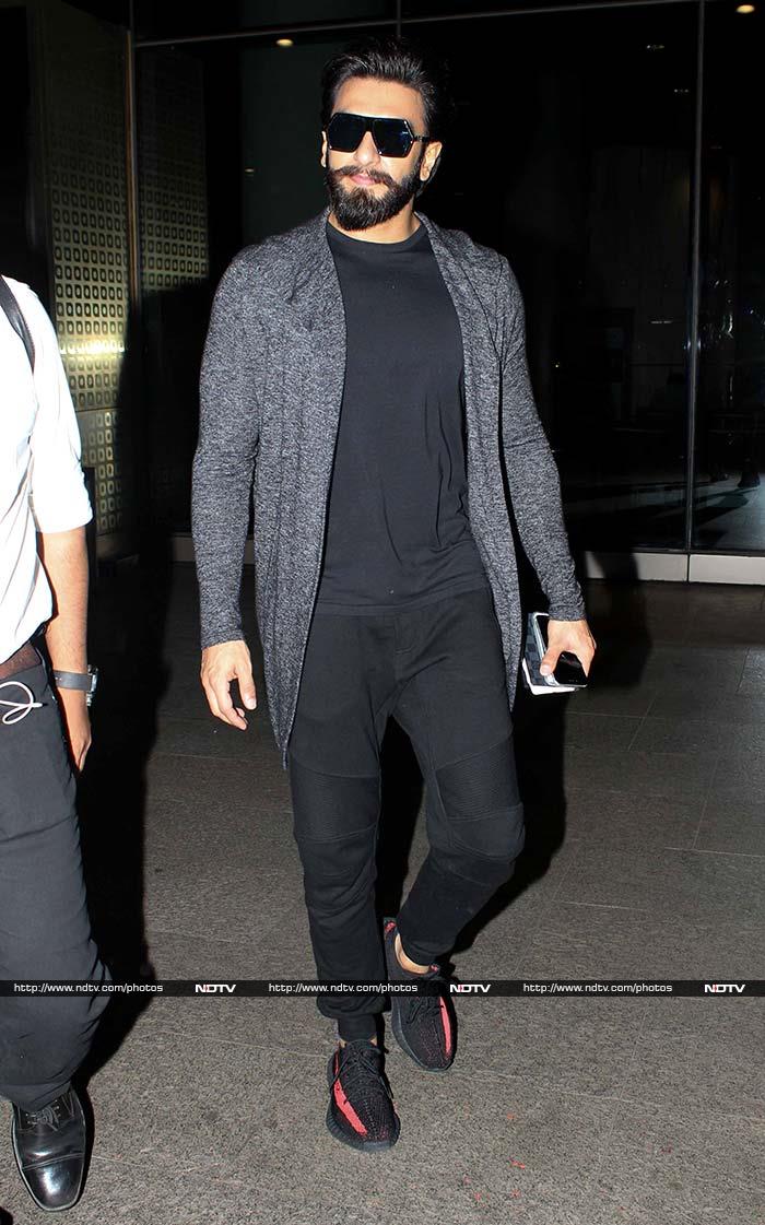 Accompanying Deepika was her <I>Bajirao Mastani</i> co-star Ranveer Singh.