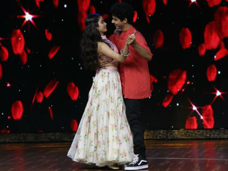 Janhvi And Ishaan's <i>Dhadak Dhamaka</i>