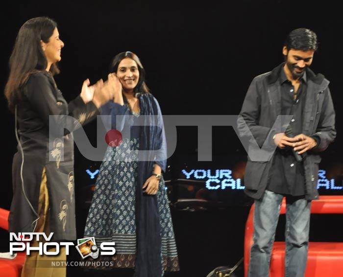 Dhanush, Aishwarya with Sonia Singh.<br><BR>Photo Courtesy: Niharika Jha