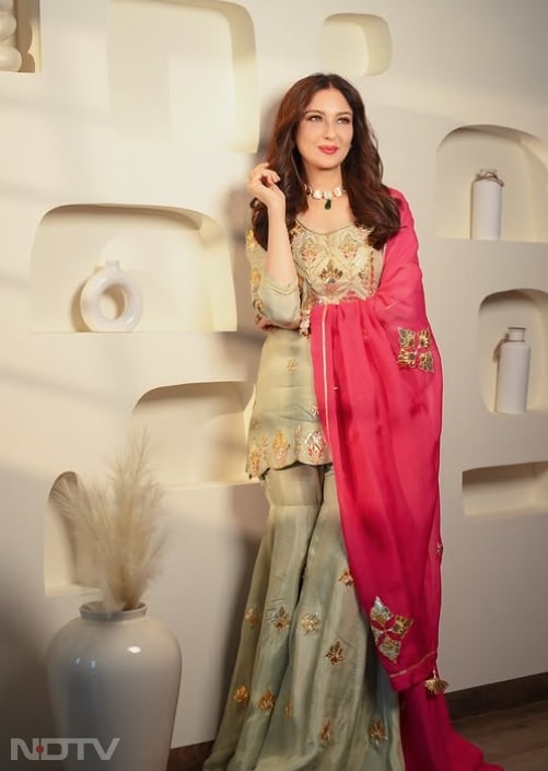 सौम्या को कॉमेडी शो भाभीजी घर पर हैं में अनीता भाभी के किरदार से लोकप्रियता मिली. saumyas_world_/instagram